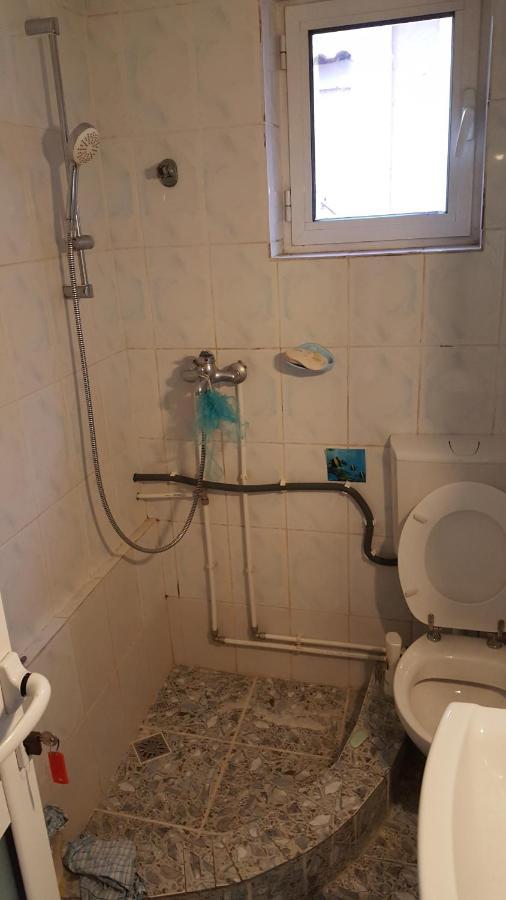 Casele Lena Bed & Breakfast Aldesti  Ngoại thất bức ảnh
